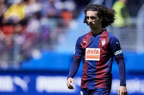 爱游戏登入包含荷甲赛前走向成谜，西汉姆主帅复盘，信心回归，细节决定成败的词条